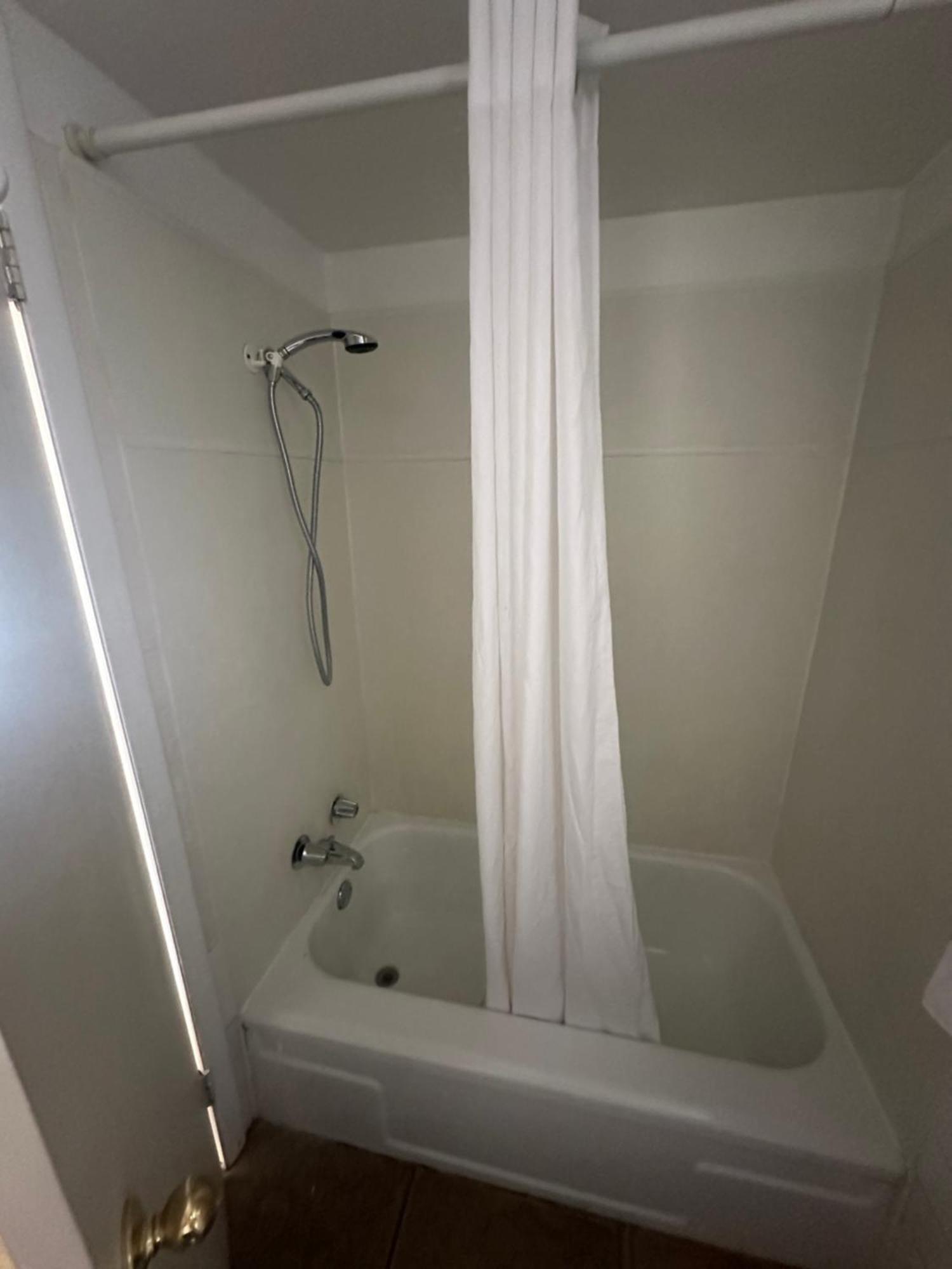 Grand Central Motel Эли Экстерьер фото